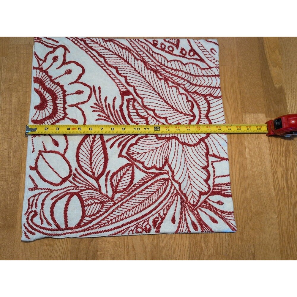Pottery Barn Embroidered Red Floral Linen 20" Pillow Cover Cottage Core - Picture 8 of 9